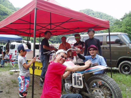 オートパーク　クワ