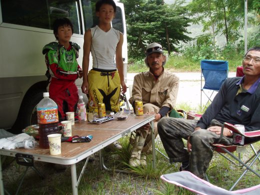 オートパーク　クワ