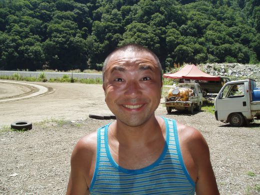 オートパーク　クワ