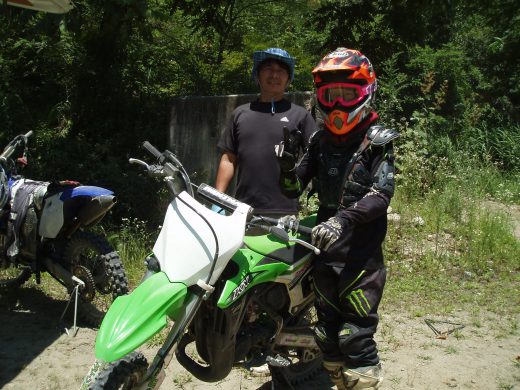 オートパーク　クワ