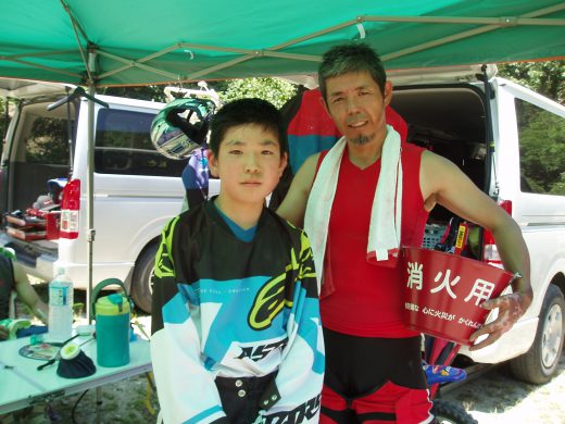 オートパーク　クワ