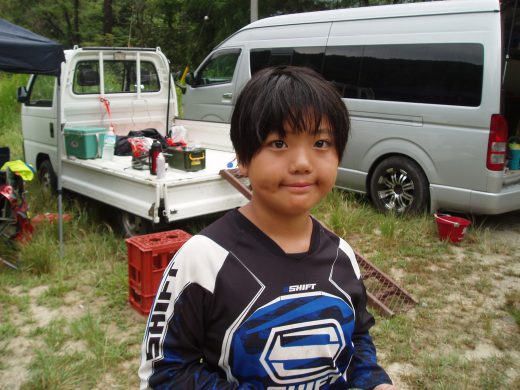 オートパーク　クワ