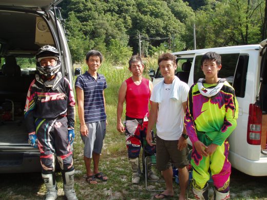 オートパーク　クワ