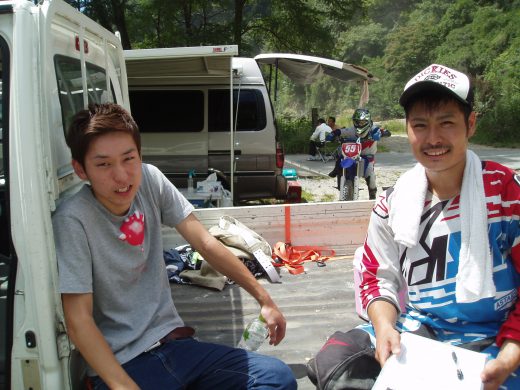 オートパーク　クワ