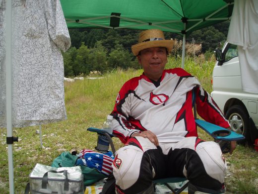 オートパーク　クワ