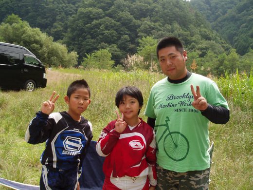 オートパーク　クワ