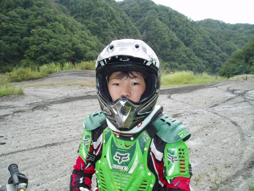 オートパーク　クワ