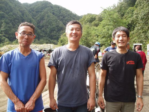 オートパーク　クワ