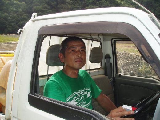 オートパーク　クワ