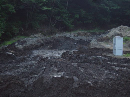 焼き肉会で工事中断